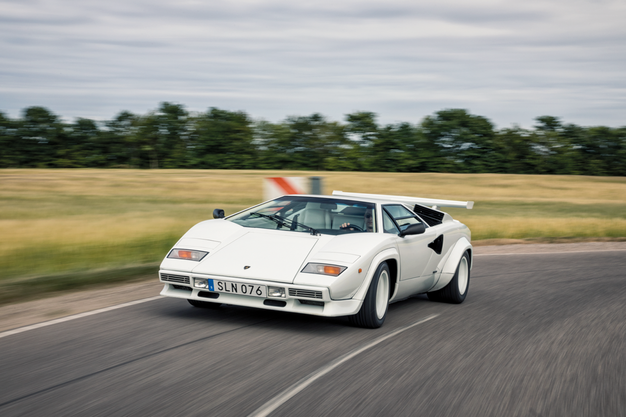 ’80s supercar shootout Countach vs Porsche 911 turbo vs